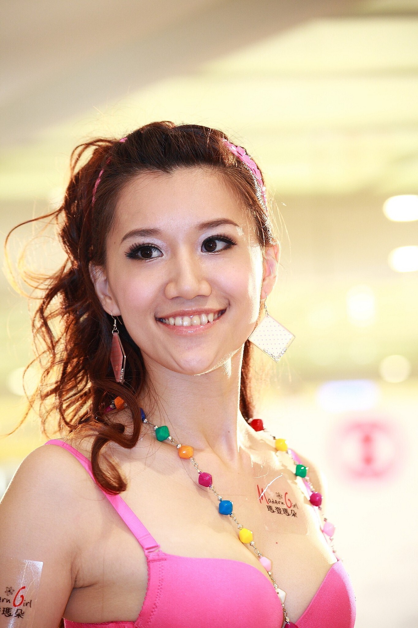 [Fashion Show] 曼黛瑪蓮.莎薇華哥爾 国产模特美女图片